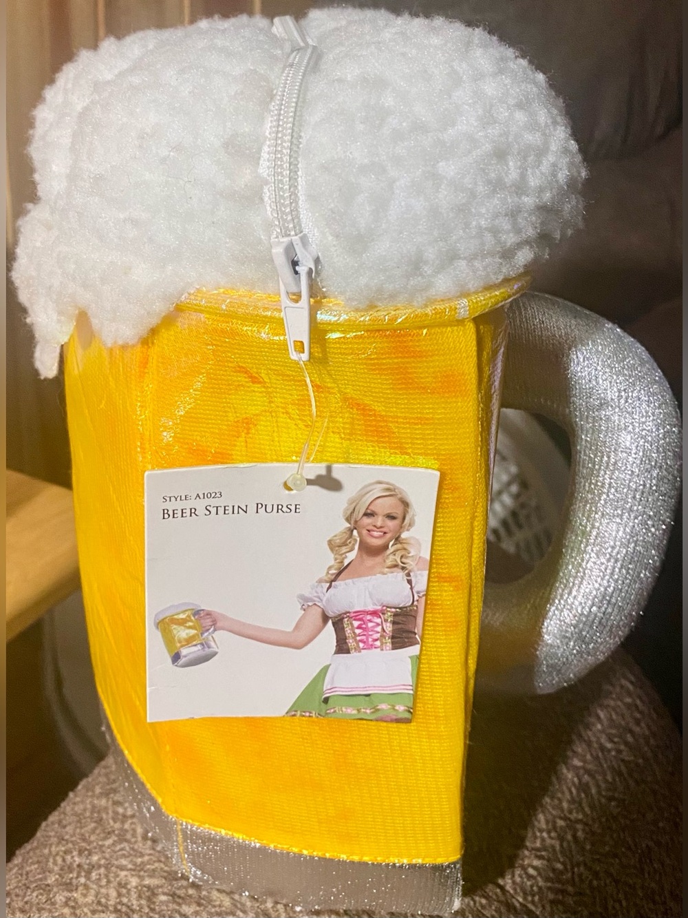 Leg Avenue "Beer Stein Purse” costume accessory designed as foaming mug of beer
